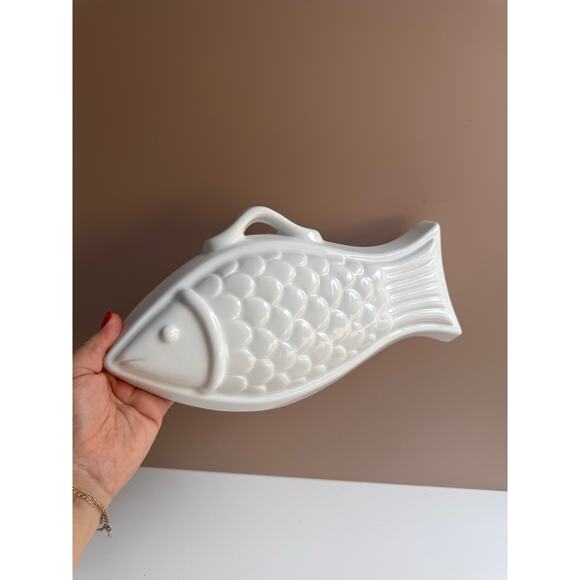 Ceramic White Fish Bowl | Wall Hanging Mold | Nautical Coastal Decor | 11" Fish - Picture 5 of 7